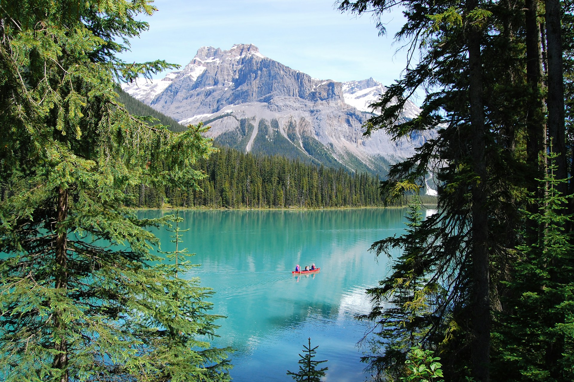 Emerald Lake lakeshore
